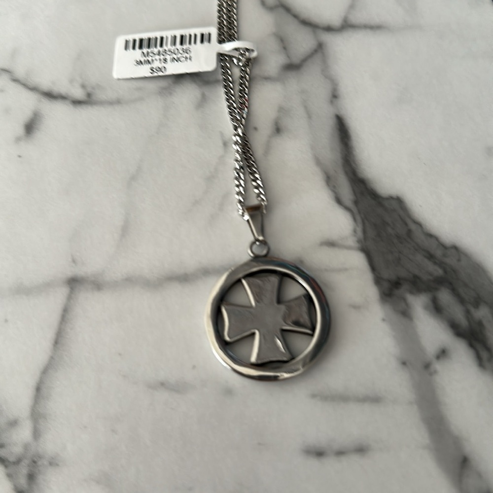 Silver chain 18 inch with pendant - Picture 4 of 4